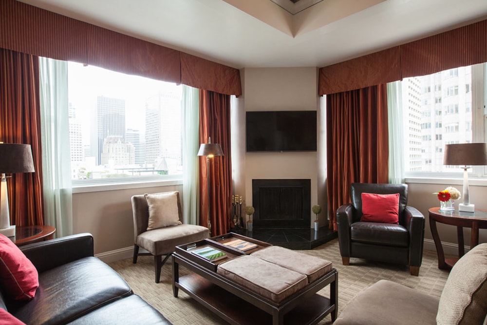 Suite, 1 Bedroom, Kitchen - Photo 9