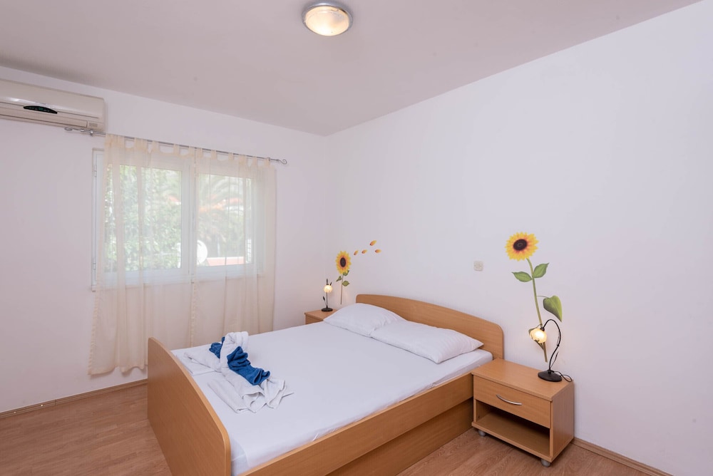 Apartment, 2 Bedrooms, Balcony
