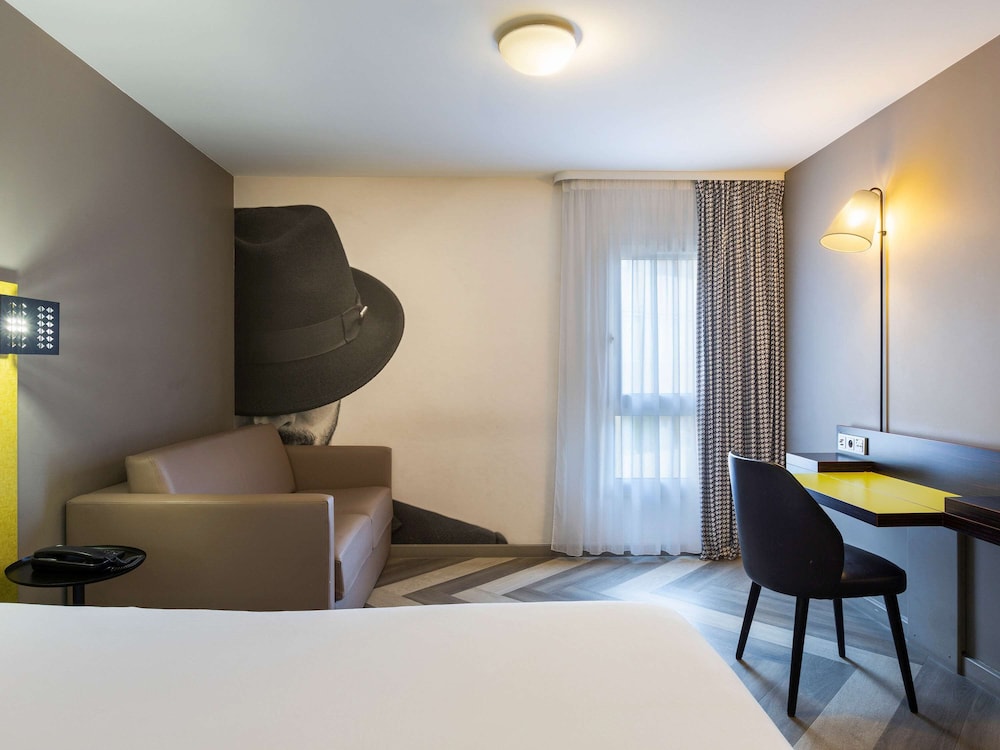 Family Double Room, 1 Double Bed with Sofa bed - Photo 4