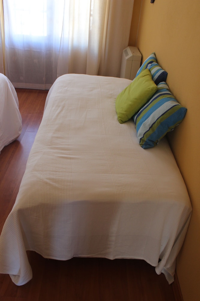 Double Room, Shared Bathroom (Sunrise Energy) photo 2