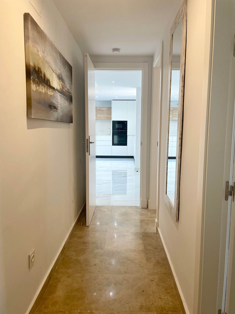 Modern 3 Bedroom Pool Access Apartment F-7, Billede 22