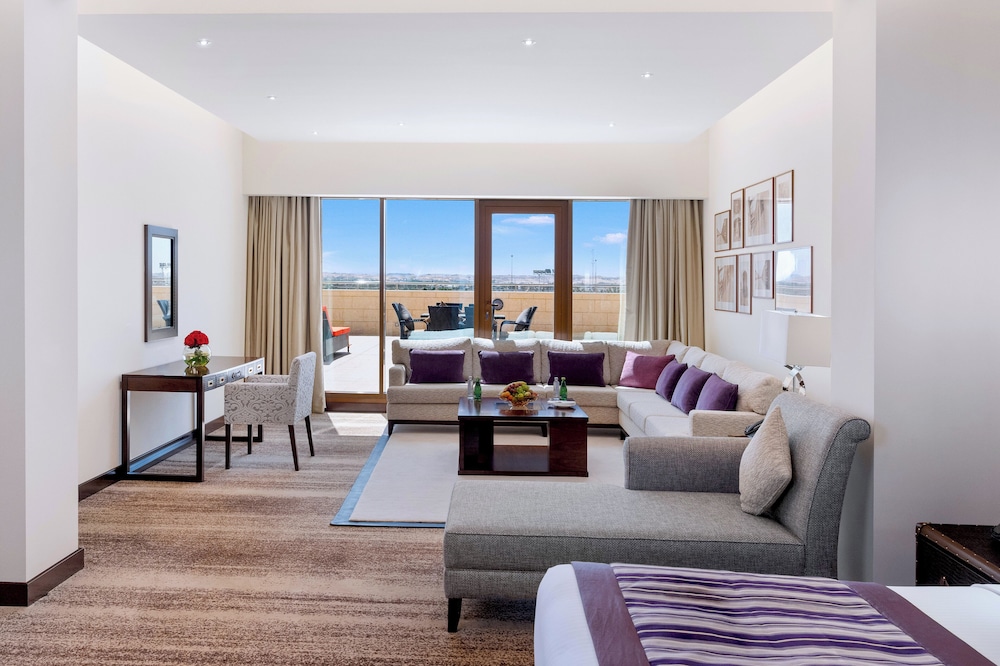Presidential Suite, 1 King Bed (Diplomatic)
