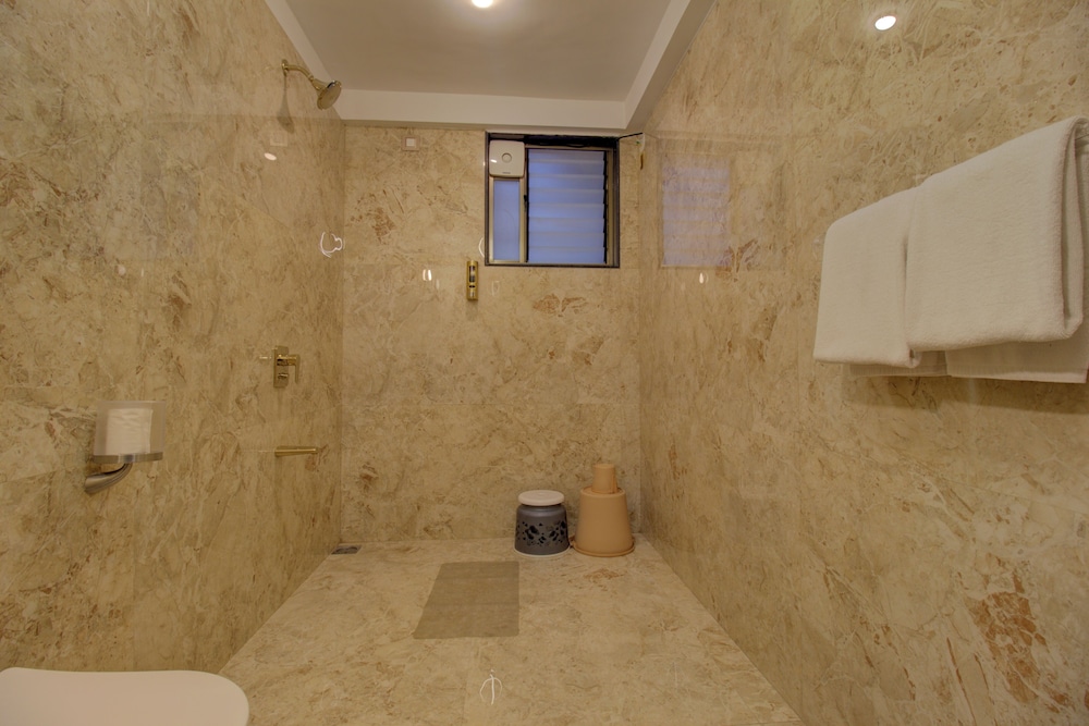 Super Deluxe Room - Photo 4