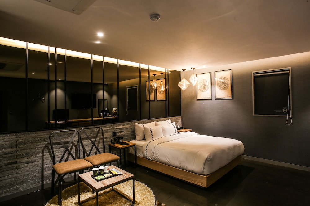 Deluxe Double Room - Photo 2
