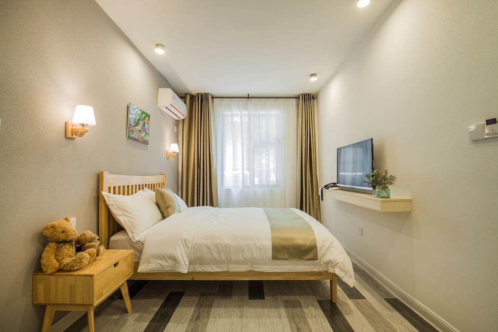 Deluxe Family Suite photo 1