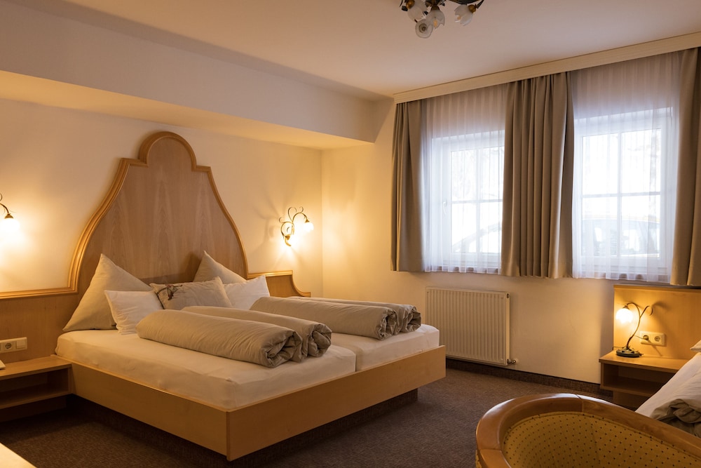 Spacious Triple Room - Back-Facing