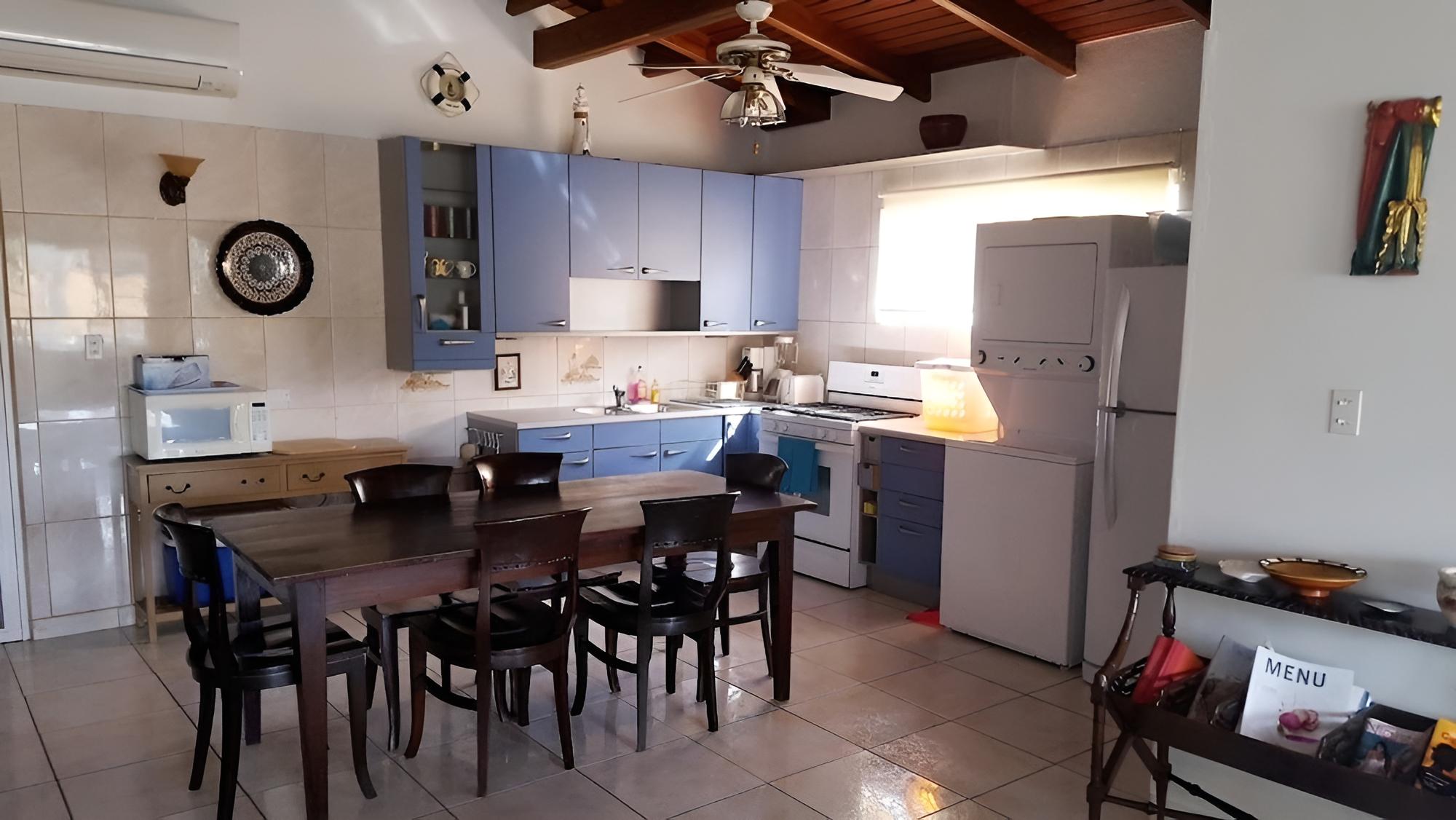 Villa photo 3