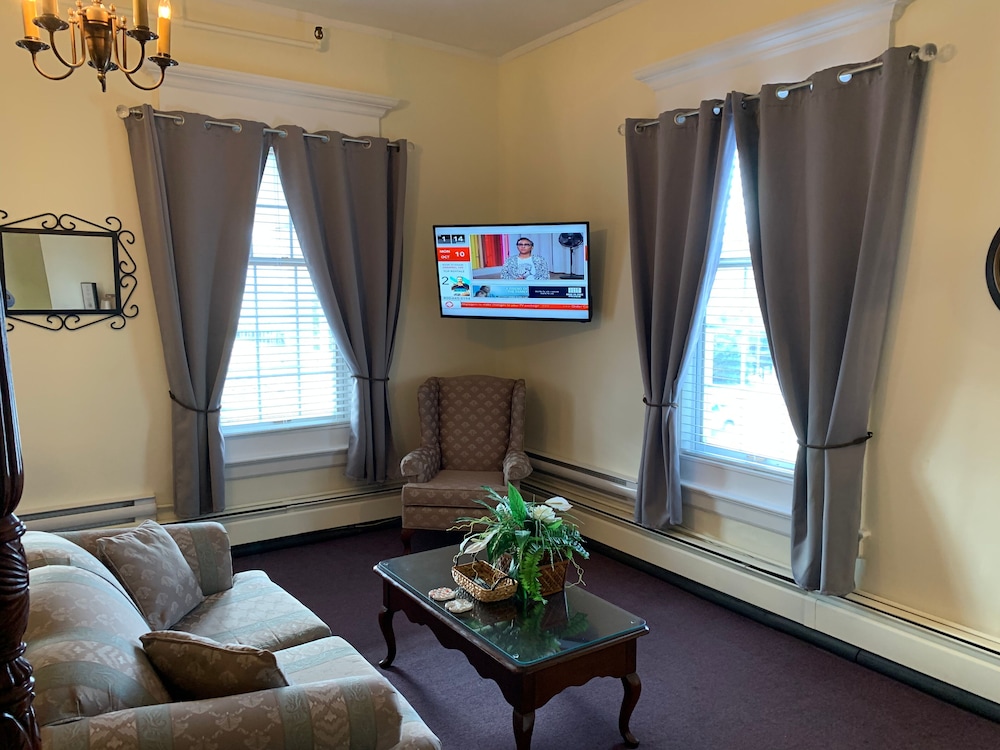 Executive Room, 1 King Bed, Balcony, Marina View photo 2