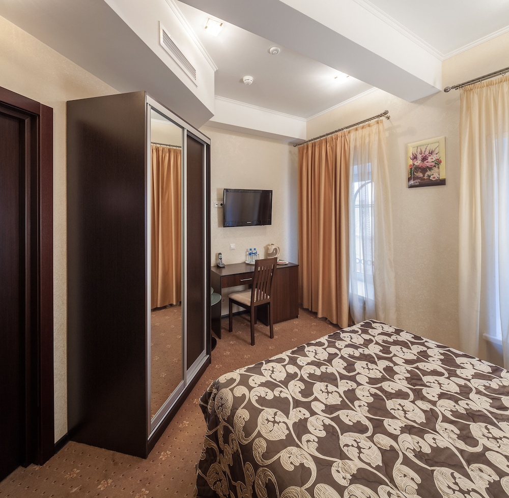 Standard Double Room photo 2