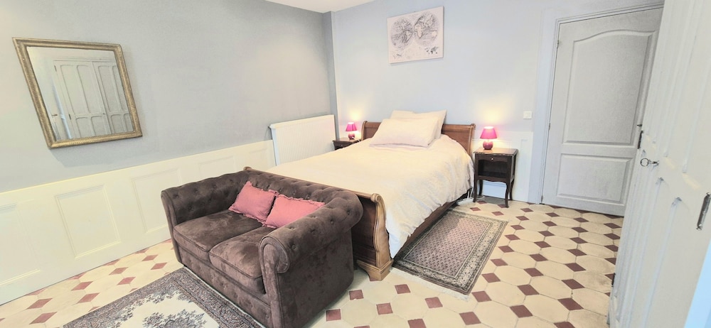Comfort Apartment photo 1