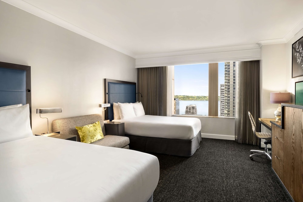 Room, 2 Queen Beds (Water View) - Photo 2