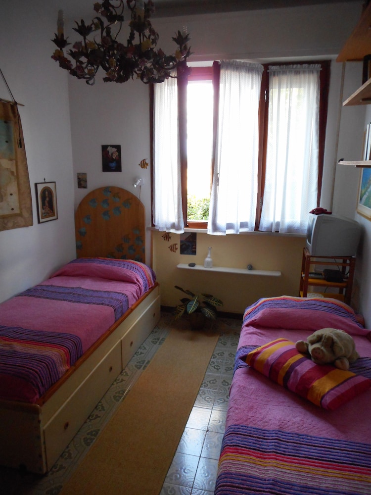 Classic House, 2 Bedrooms, Garden View photo 3