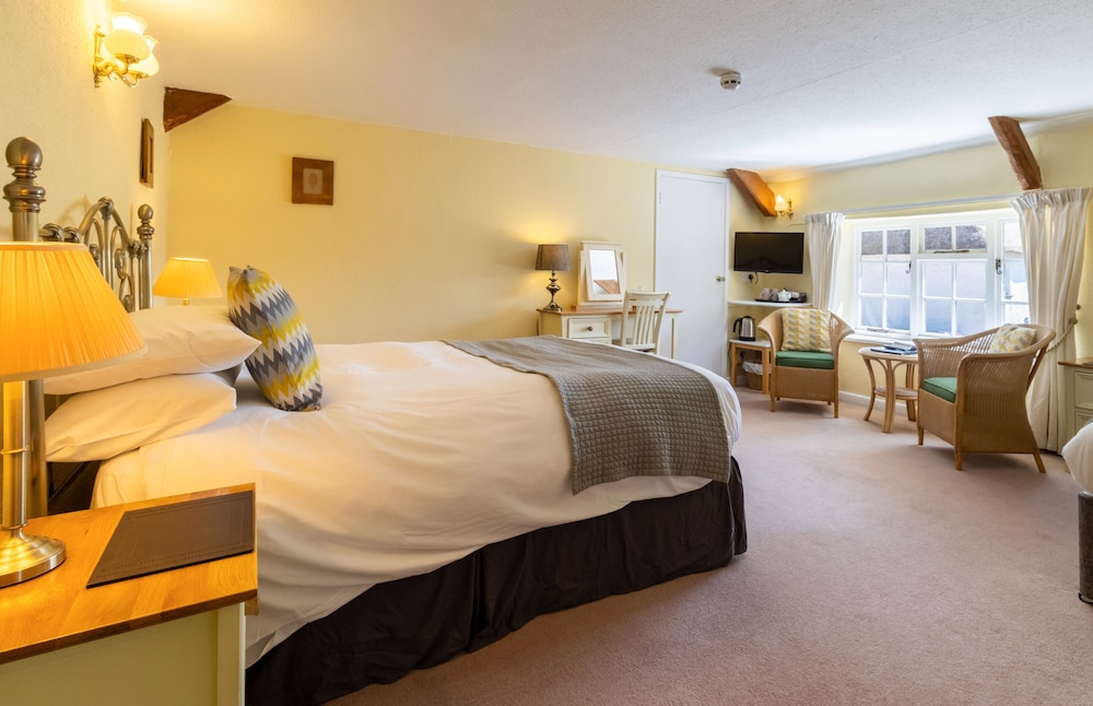 Executive Triple Room, Ensuite - Photo 12