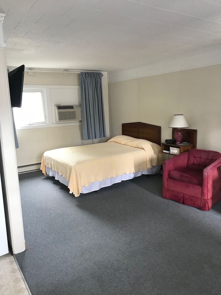 Basic Room, 1 Double Bed photo 1