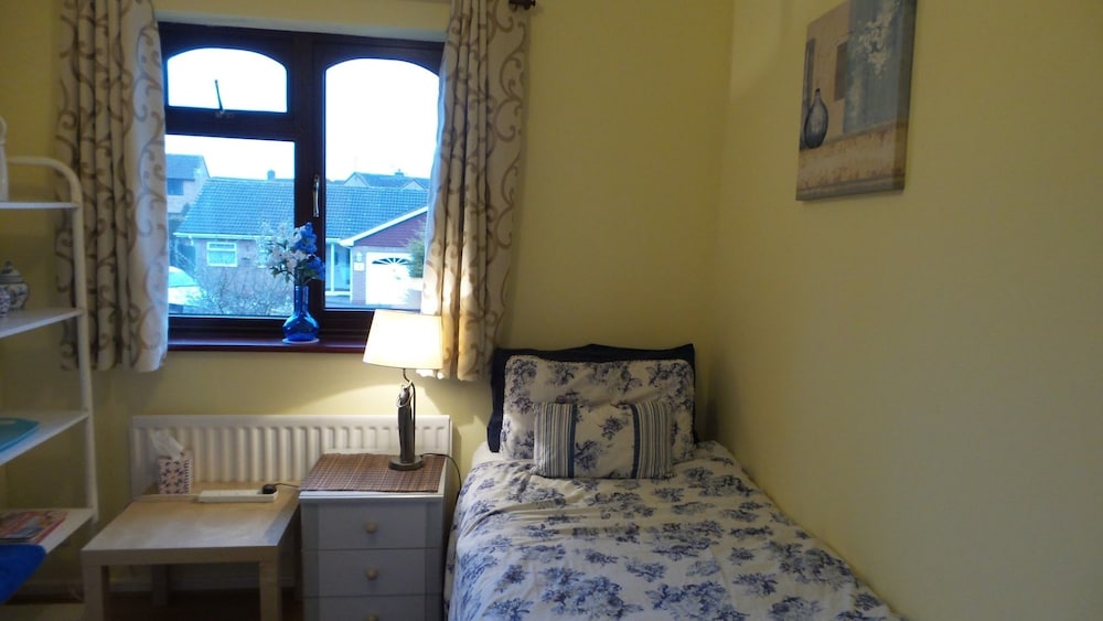 Economy Single Room