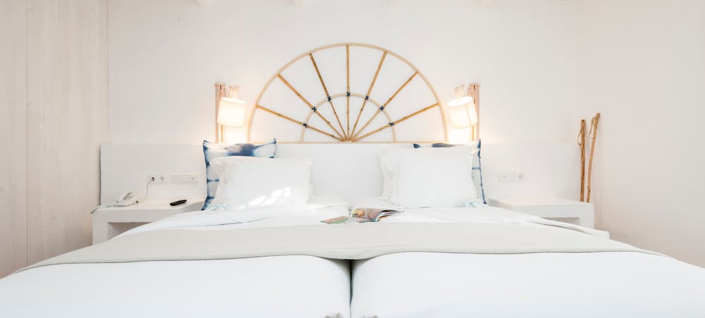 Superior Double Room - Photo 2