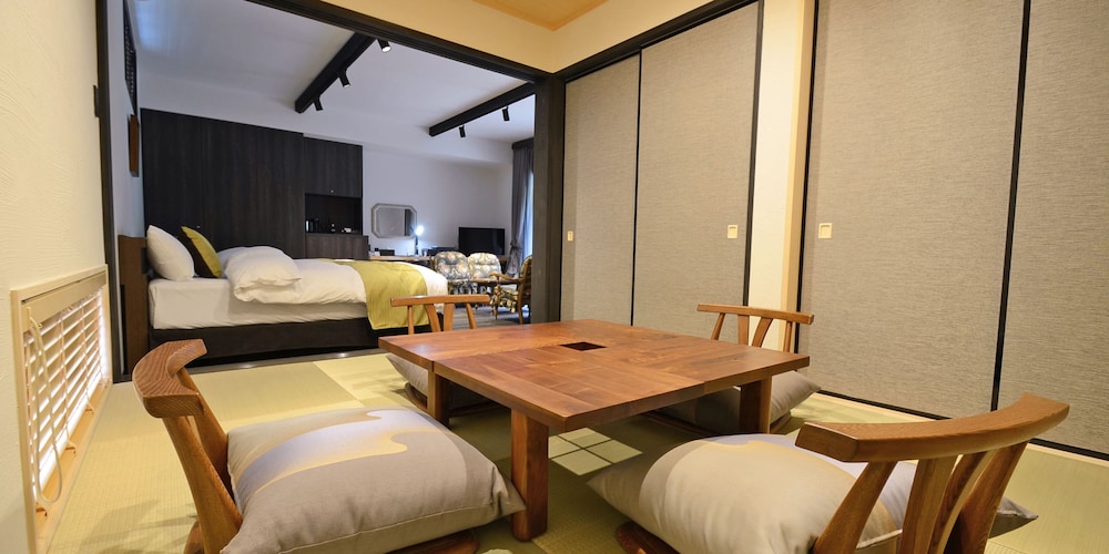 House [Tochi] Twin Bed Room, Japanese Style Room, Open-air Bath photo 3