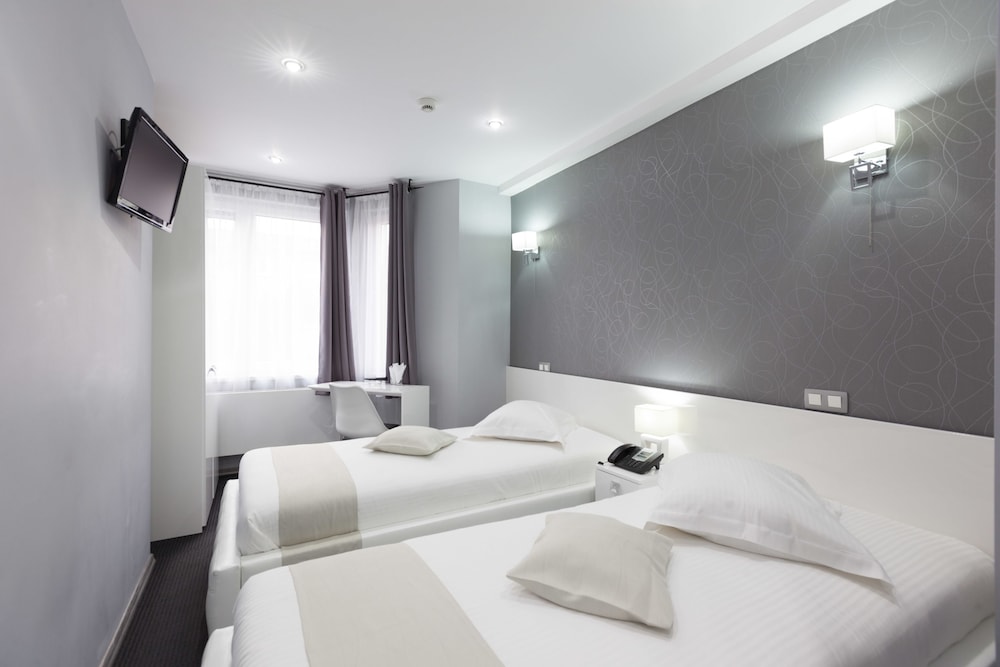 Standard Twin Room photo 1