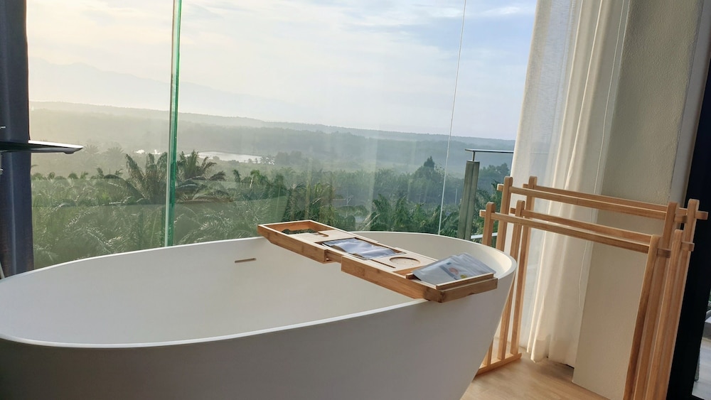 Deluxe Room, Sea View photo 3
