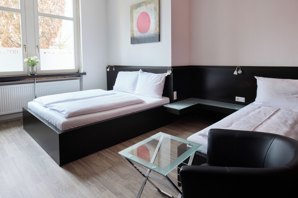 Classic Triple Room photo 1