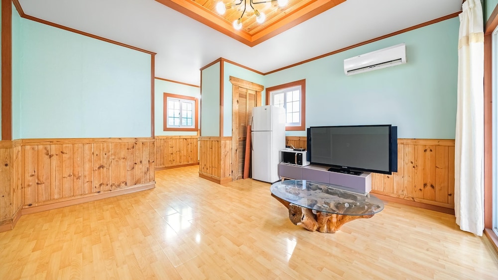 Basic Room, 1 Bedroom (freesia) - Photo 4