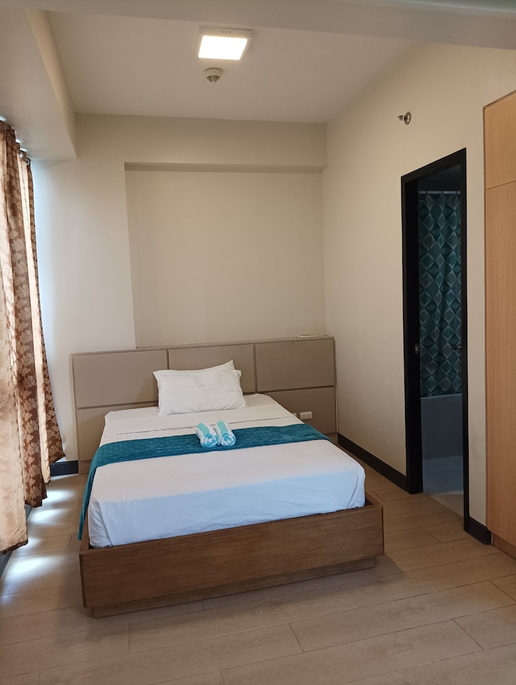 Deluxe Single Room, 1 Double Bed, Ocean View photo 2