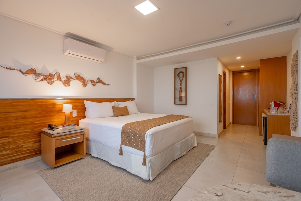 Suite, Sea Facing (Single) thumbnail 6