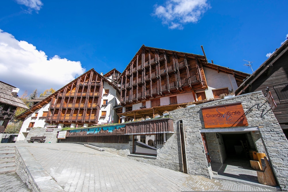 Apartment photo 3