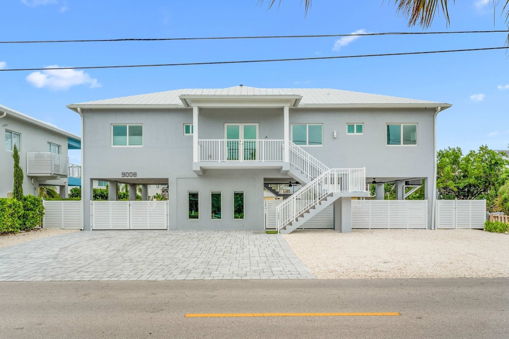 Saltwater Social Game Room Pool Dock Views, Billede 30