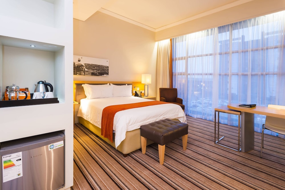 Room, 1 Queen Bed, City View