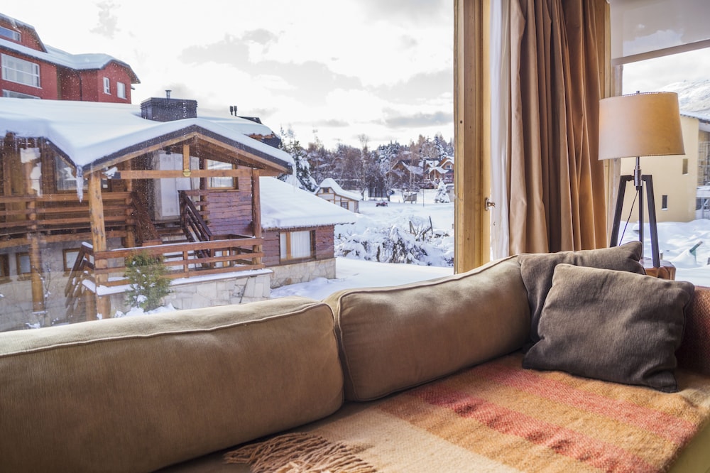 Deluxe Room, Multiple Beds, Mountain View (Deluxe Suite 2 Bed 2 Bath) photo 3