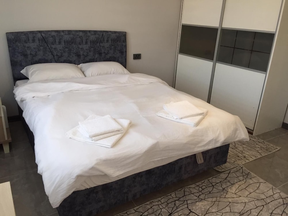 Comfort Suite photo 1