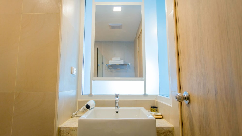 Deluxe Triple Room - Photo 3