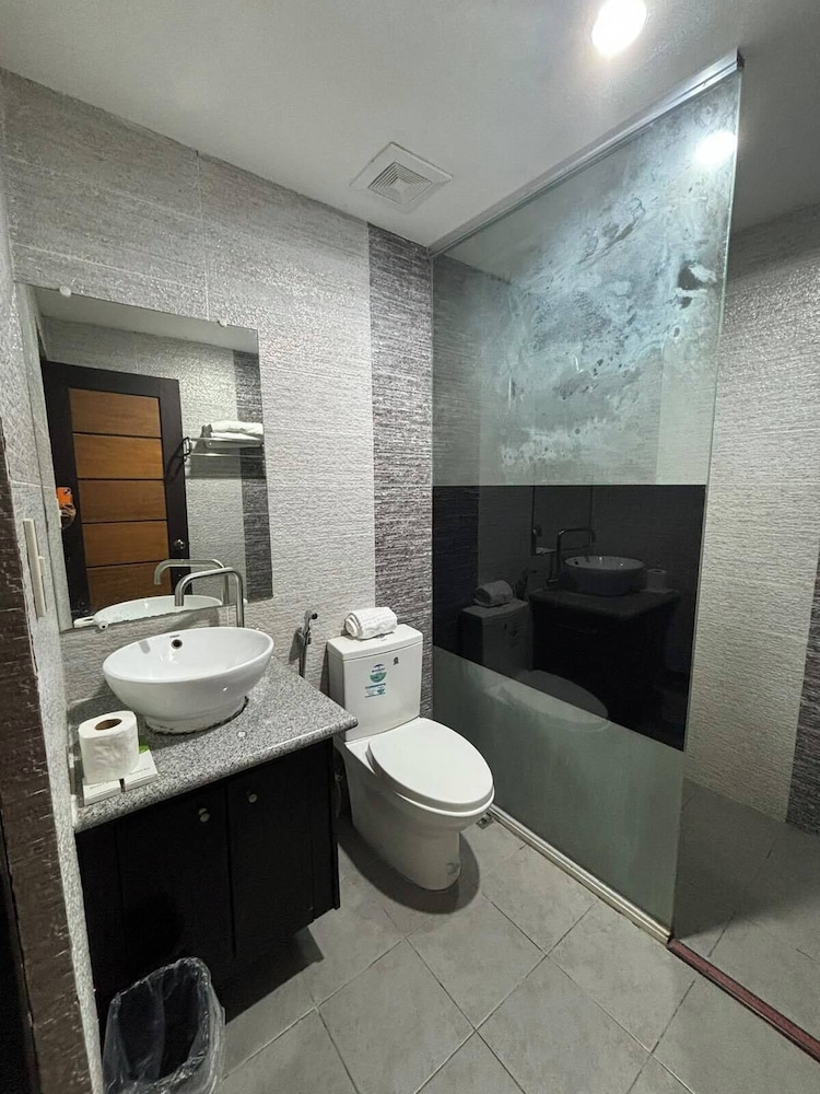 Family Room - Photo 3