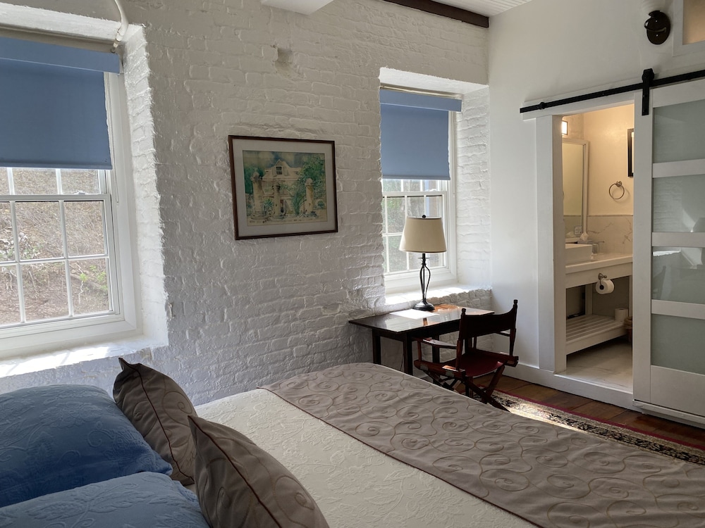 Superior Room, Hill View photo 3
