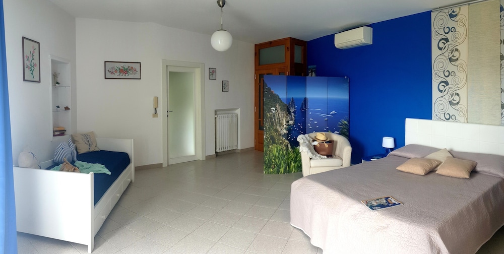 Comfort Studio, Kitchen
