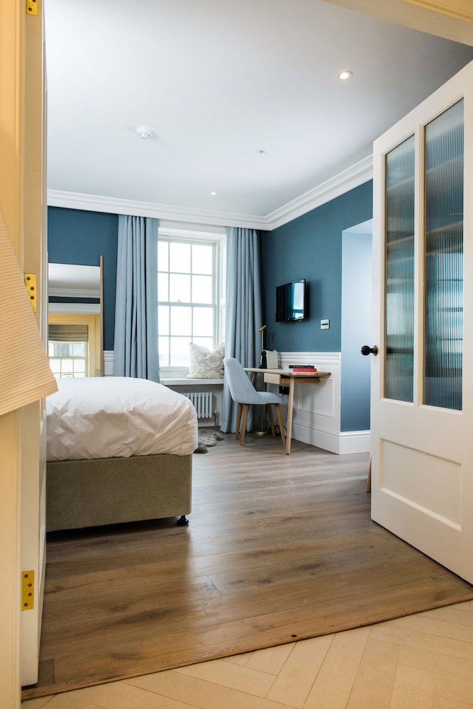 Double or Twin Room, Ensuite, Ground Floor photo 2