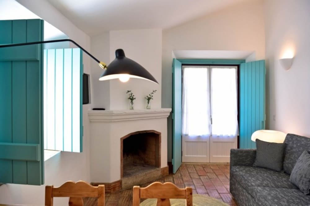 Suite, Kitchenette (with Fireplace) photo 1