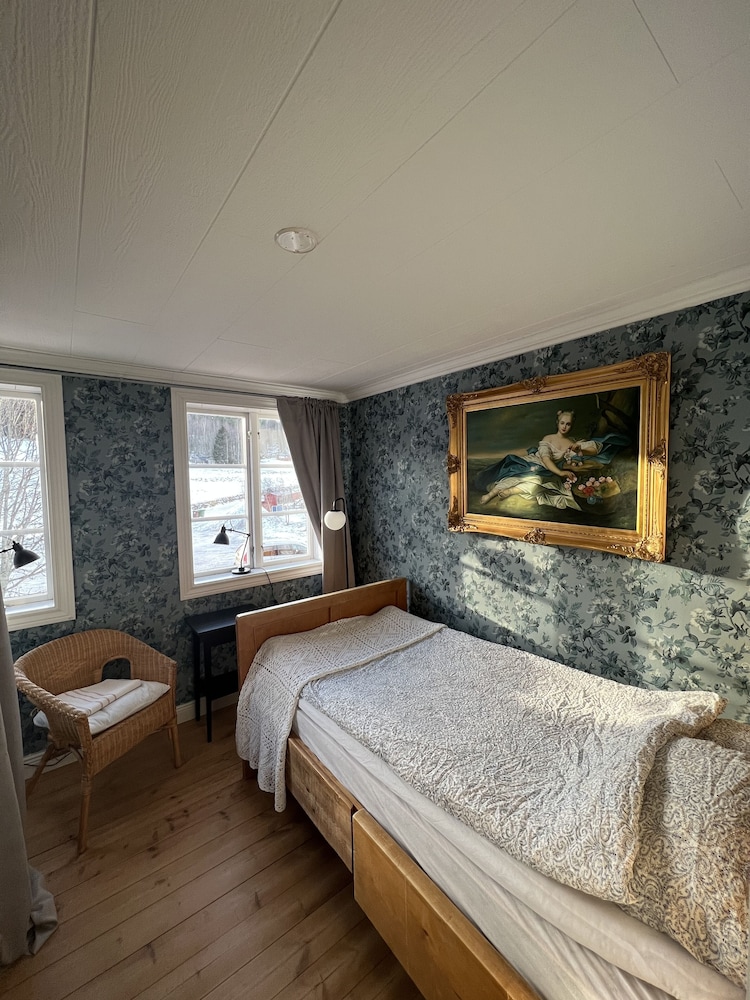 Single Room photo 1