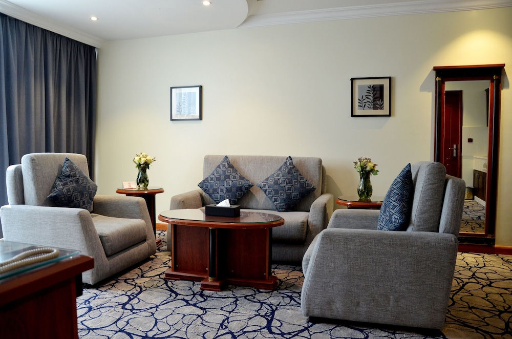 Superior Studio Suite photo 2
