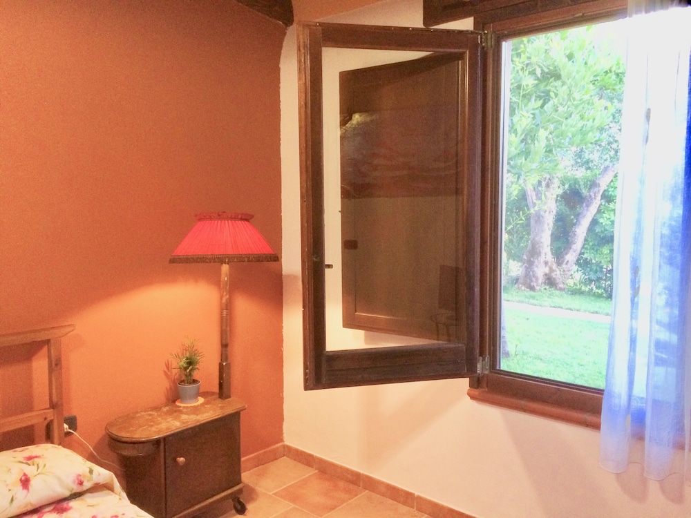 Double Room (Camelia) photo 2