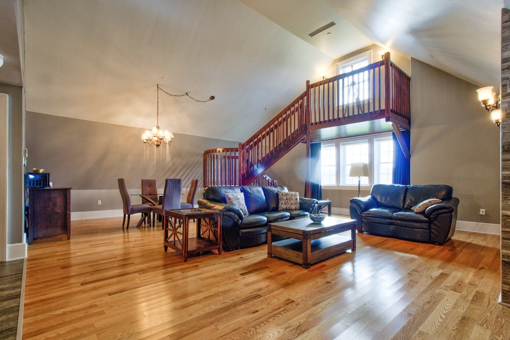 Executive Suite photo 1