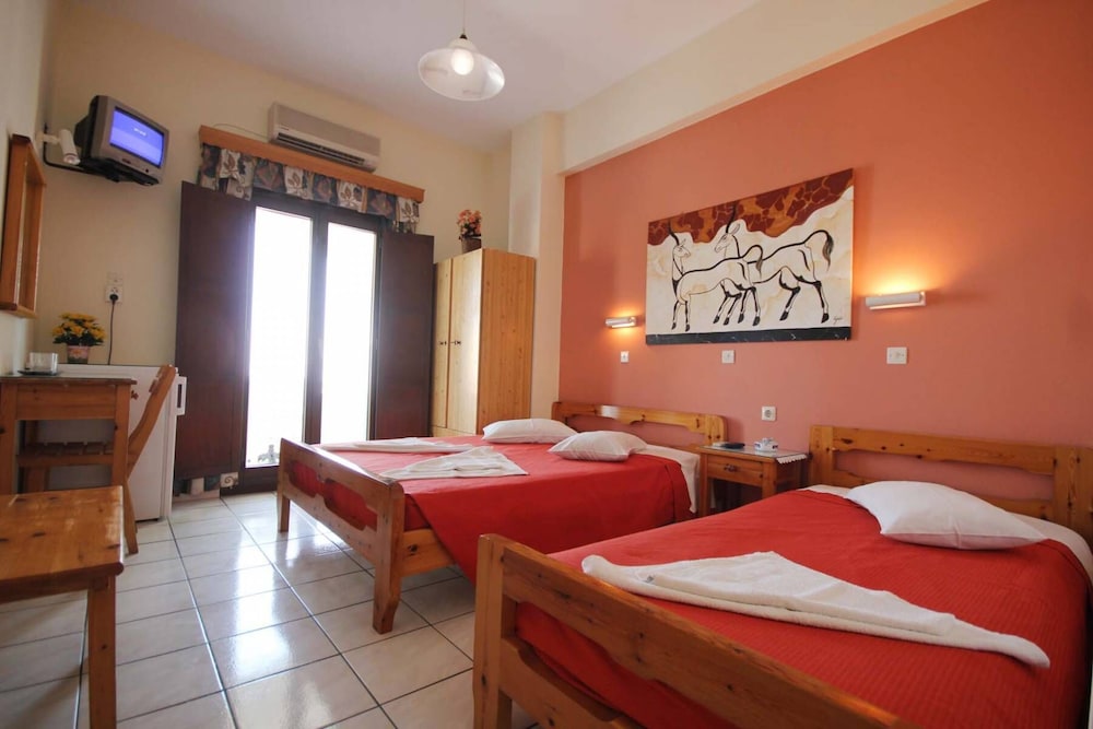 Basic Triple Room, Sea View