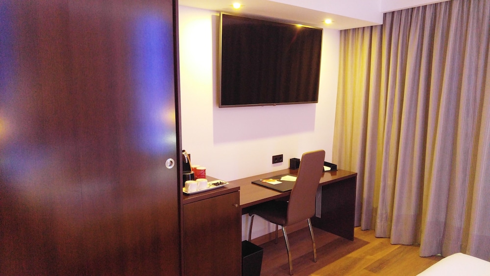 Habitación Doble Superior, 1 Cama King, Accesible, No Fumadores