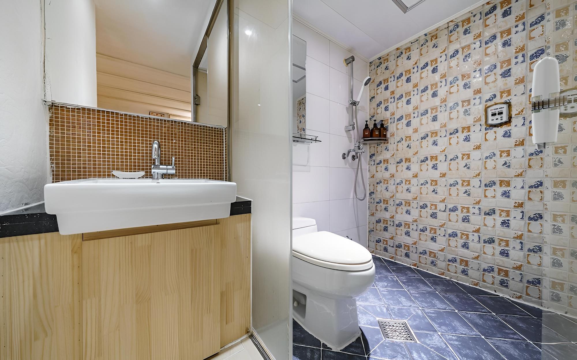Room (Standard room - no consecutive nights) - Photo 3