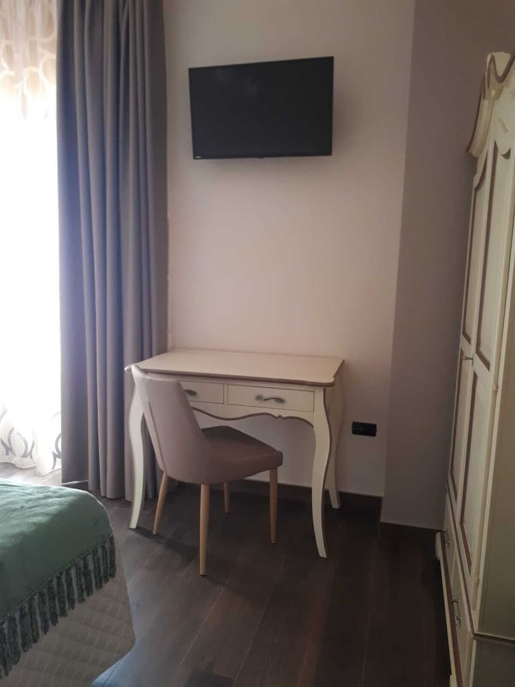 Double or Twin Room, Terrace (Leucolea) photo 3