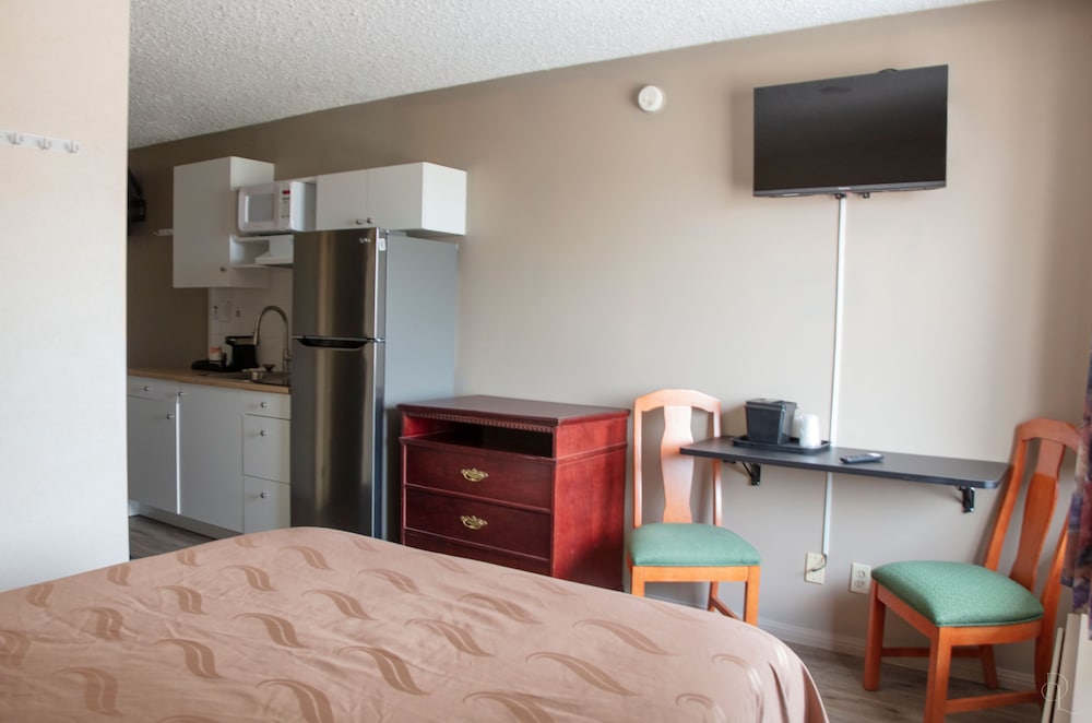 Room, 2 Double Beds, Non Smoking (Efficiency) photo 3