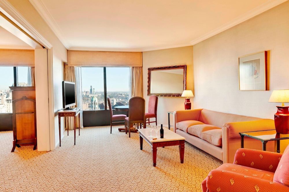Club Suite, 1 Bedroom thumbnail 6