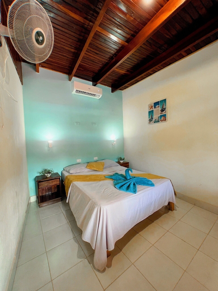 Family Quadruple Room, Multiple Beds, Mountain View photo 2