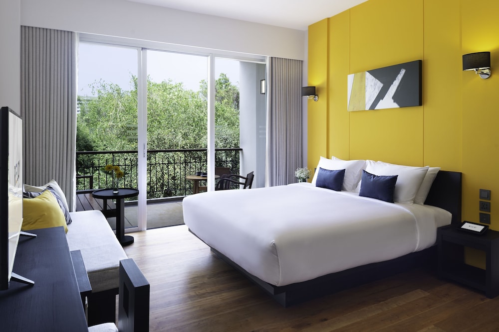 Superior Room, 1 King Bed